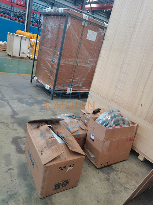 真空濾油機現(xiàn)場 真空濾油機現(xiàn)場