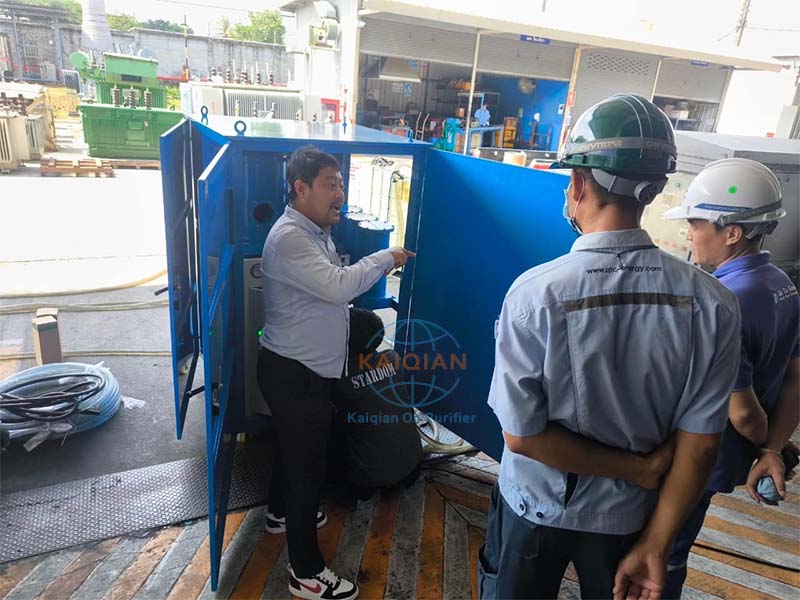 國(guó)外濾油機(jī)現(xiàn)場(chǎng) 國(guó)外濾油機(jī)現(xiàn)場(chǎng)